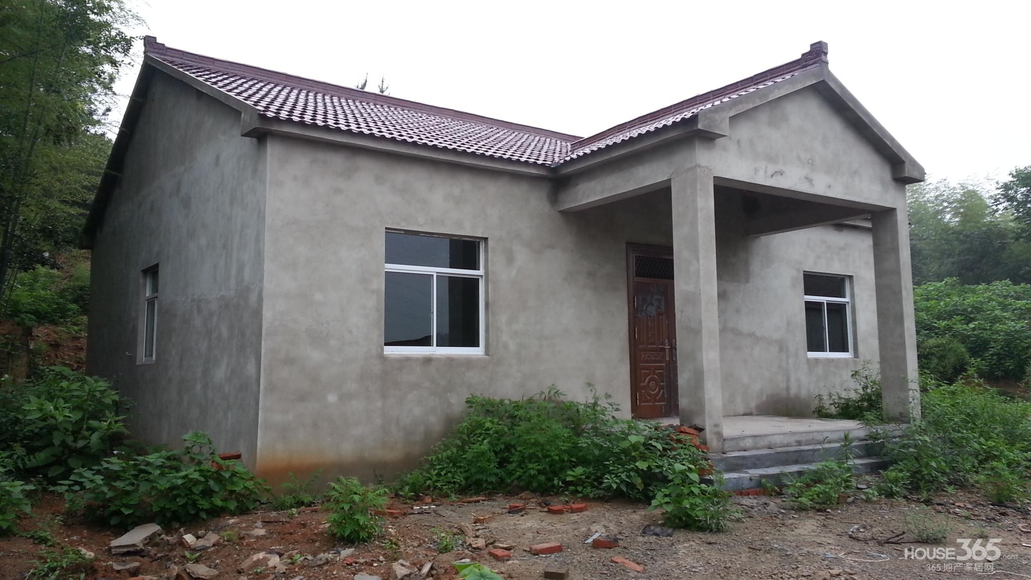 【横溪陶吴龙山里农民房翻建了山脚下花园五百