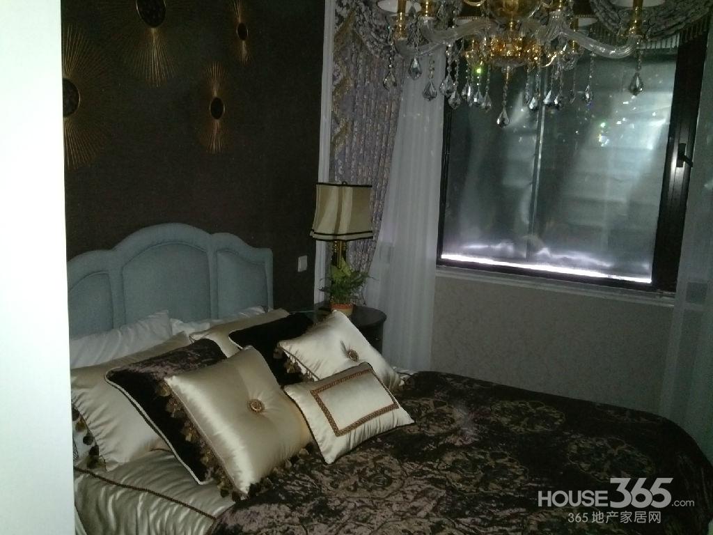 【南京本地大牌 红太阳地产 无税免佣金 不交中