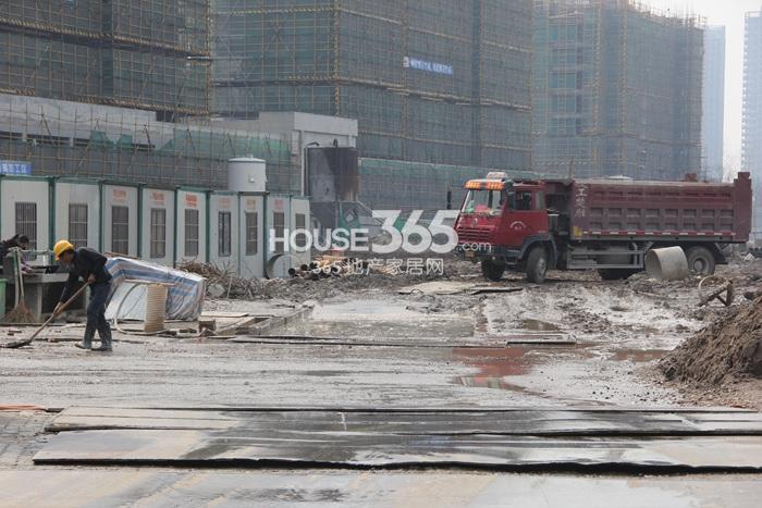 2015年3月底龙湖春江郦城项目施工现场