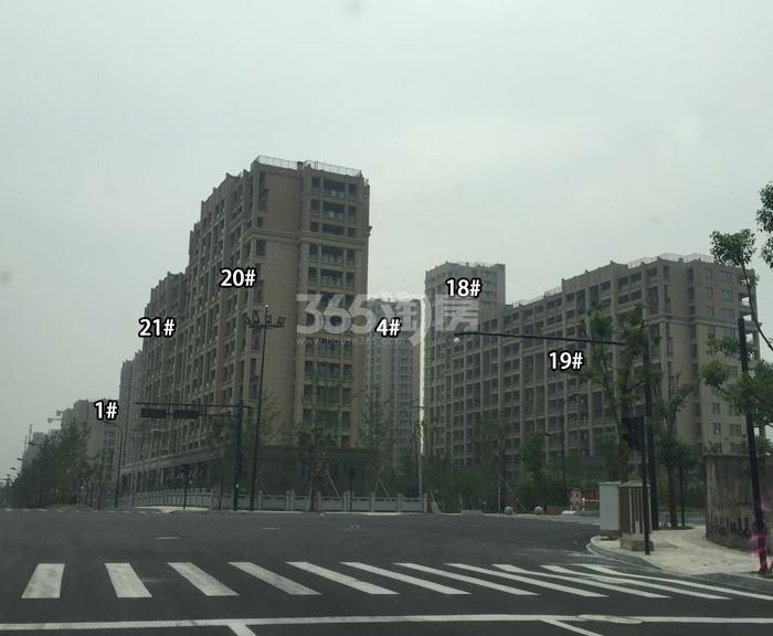 城发云锦城1、4、18-21号楼施工实景图 2015年6月摄