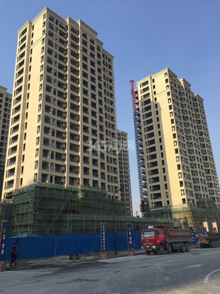 2015年9月初宝嘉誉峰项目实景--1、2号楼
