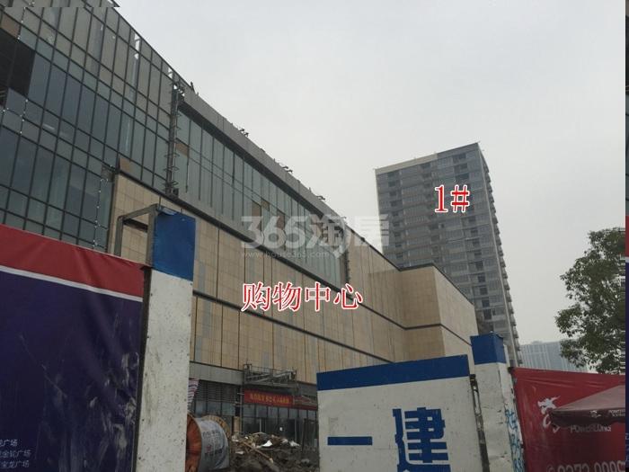 萧山宝龙城市广场1号楼和购物中心施工进度 2015年11月摄 